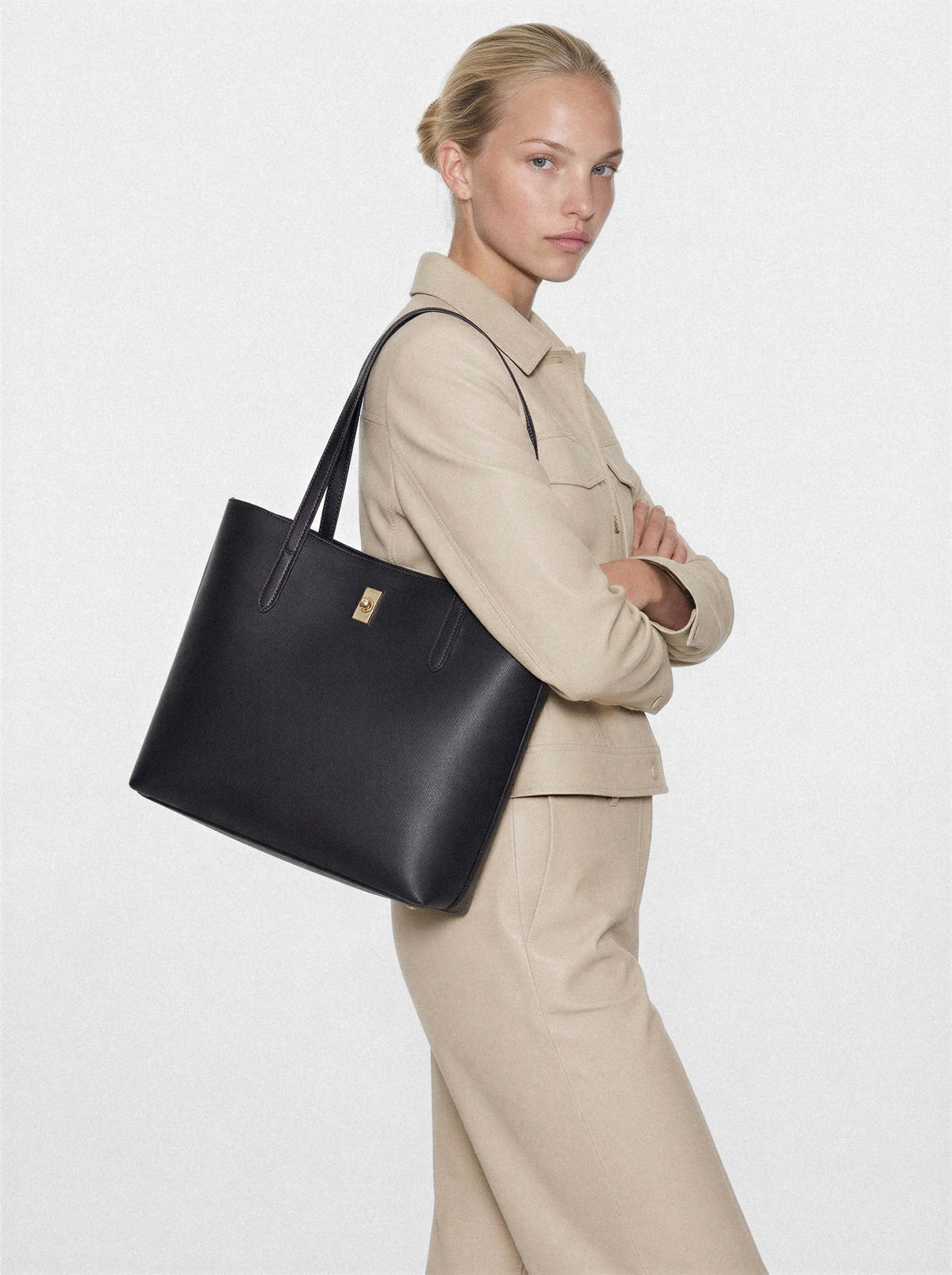 Minimal Leather Tote